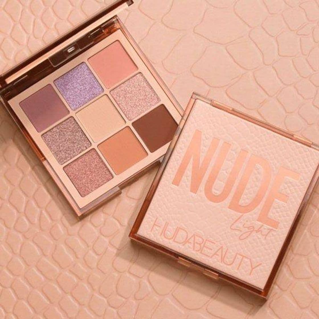 Producto HUDA BEAUTY Nude Obsessions Eyeshadow Palette COLOR