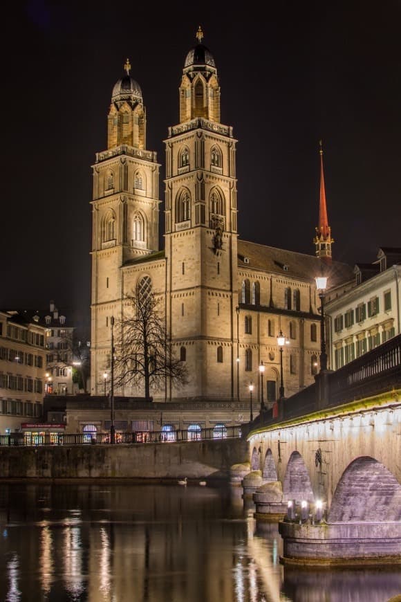 Place Grossmünster