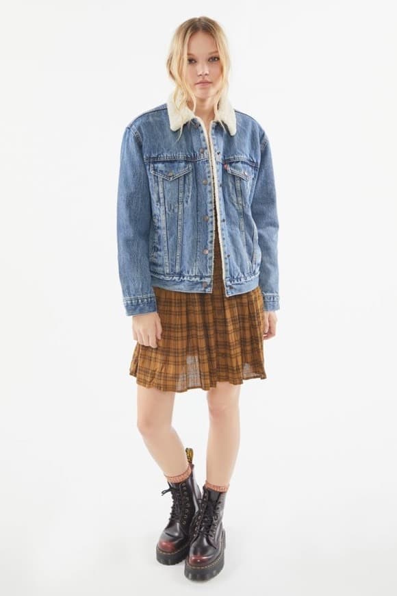 Product Levi’s Ex-Boyfriend Sherpa Denim Trucker Jacket