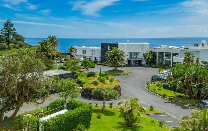 Place Caloura Hotel Resort