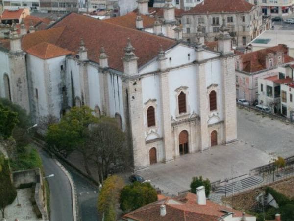 Place Sé de Leiria