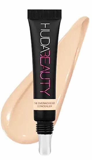 Product Huda Beauty
The Overachiever Concealer