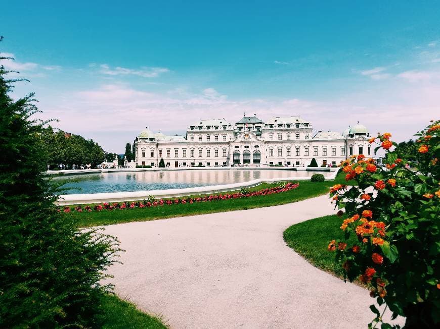 Place Belvedere Museum