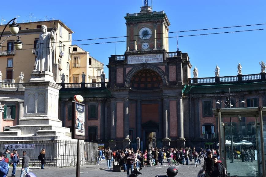 Lugar Convitto Nazionale Vittorio Emanuele II