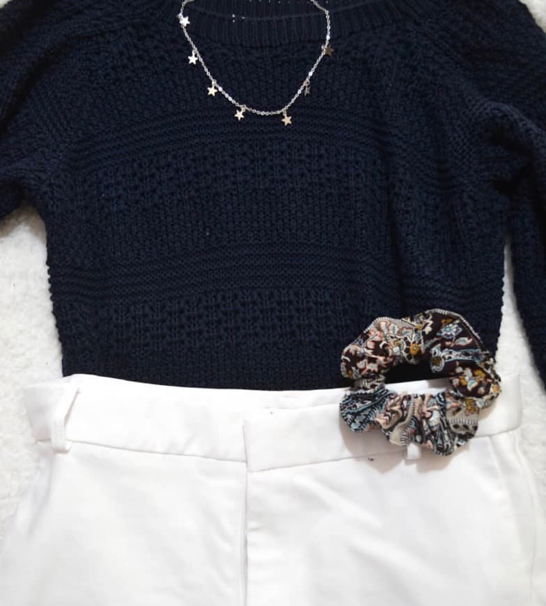 Product Outfit com scrunchie COZY