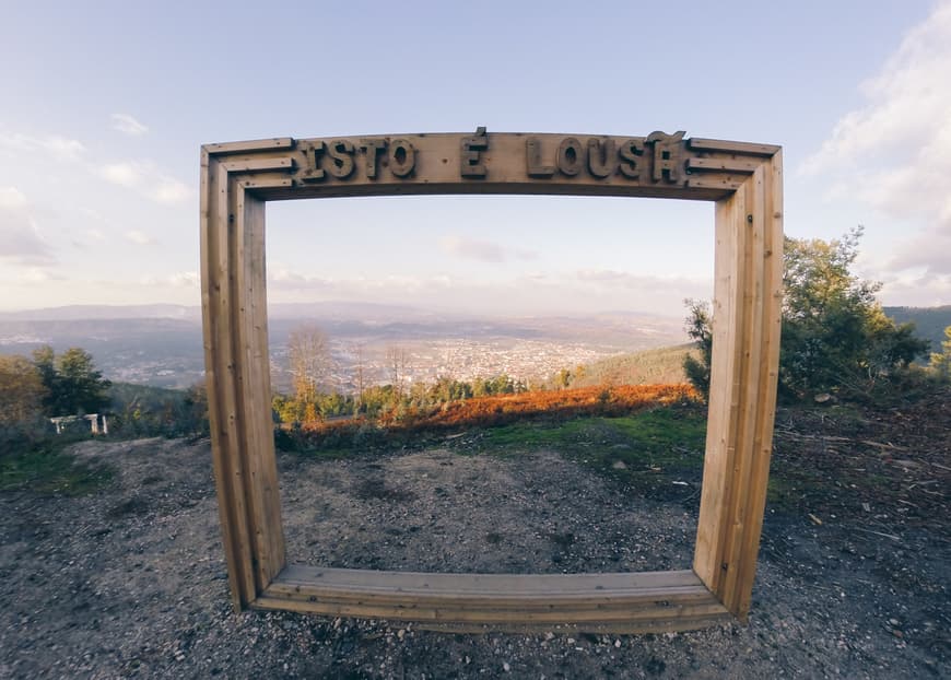 Lugar Moldura Isto É Lousã