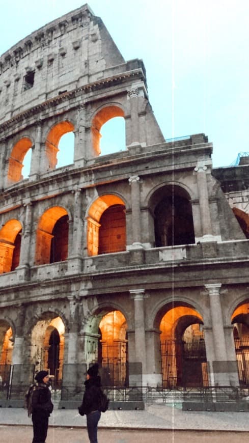 Lugar Coliseo de Roma