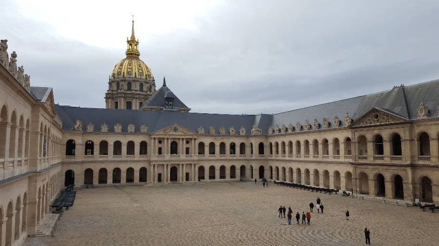 Place Invalides