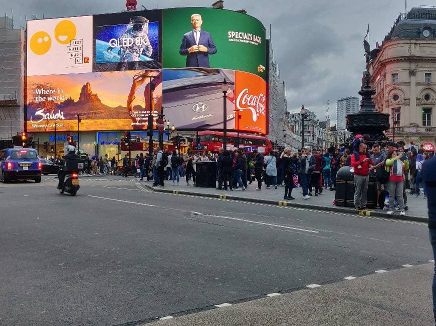 Place Piccadilly Circus