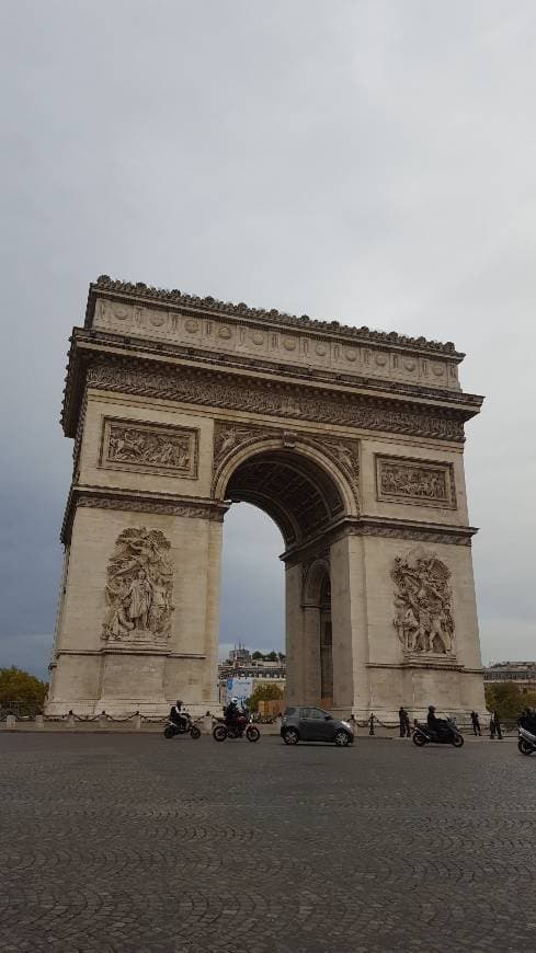 Place Arco de Triunfo de París