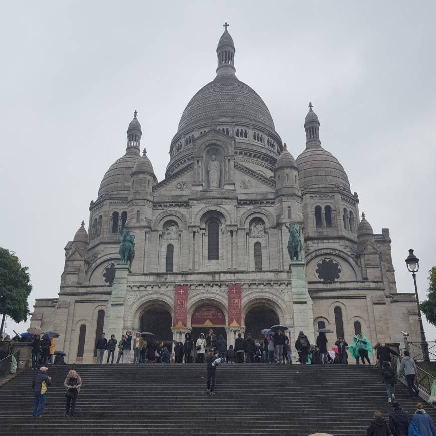 Place Sacre Coeur Cathedral