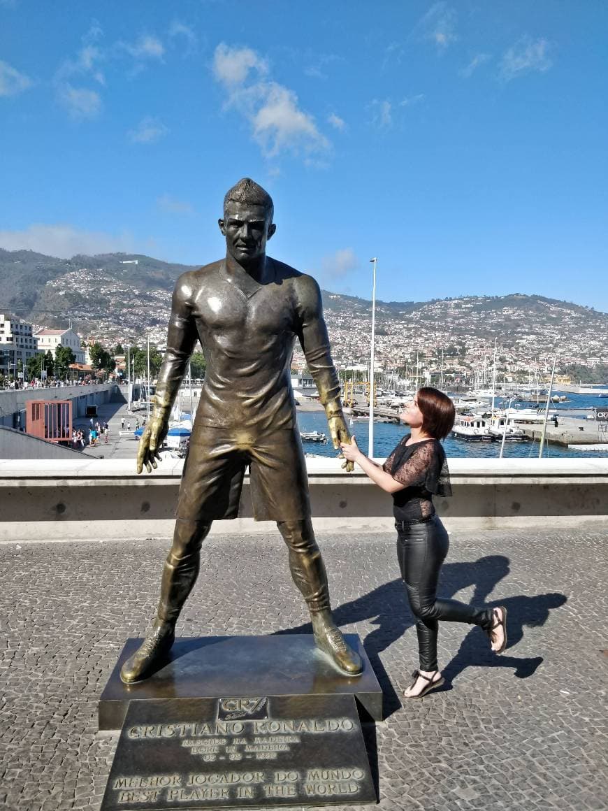 Place Estátua Cristiano Ronaldo