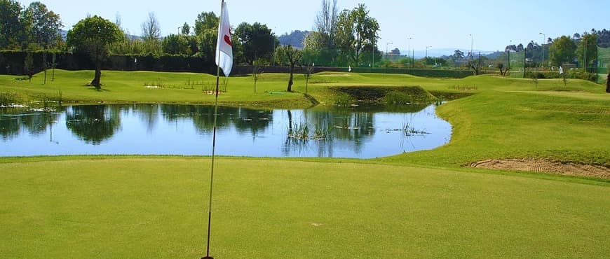 Lugar Quinta das Lágrimas Academia de Golfe