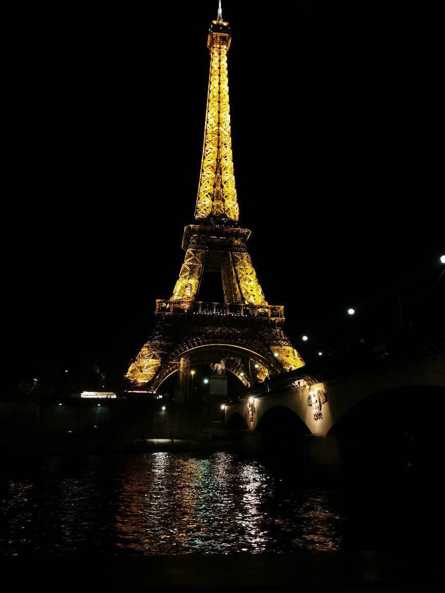 Lugar Torre Eiffel