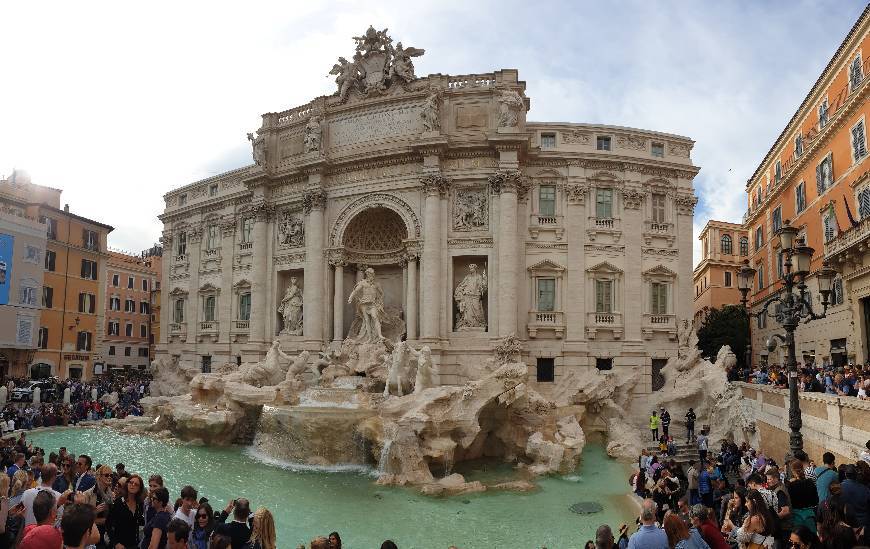 Place Fontana di Trevi