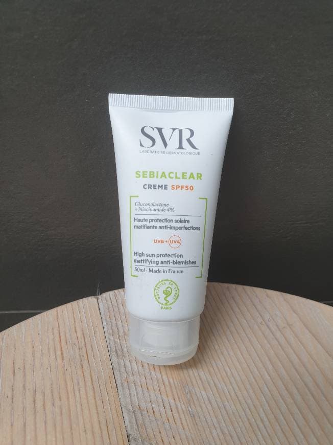 Producto Creme hidratante SVR Sebiaclear