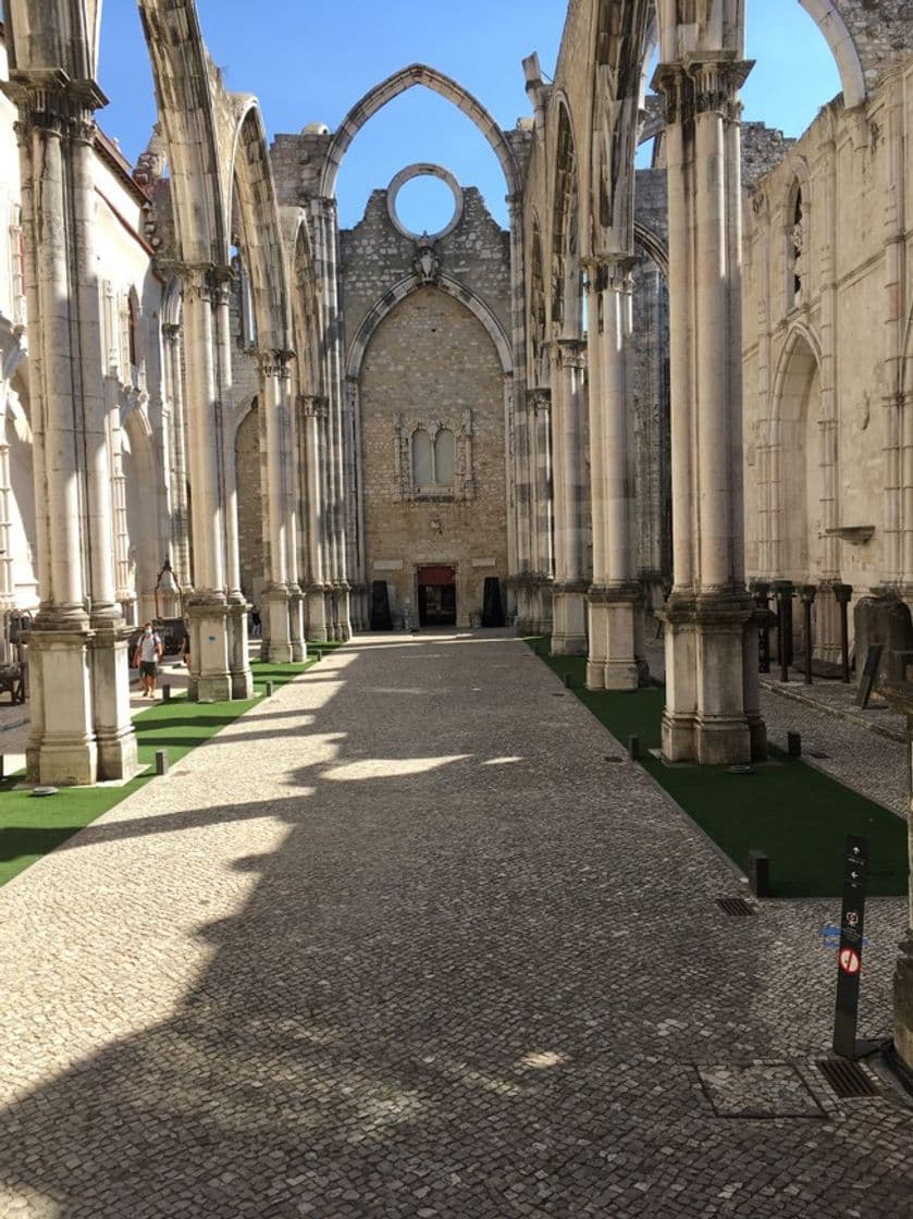 Lugar Convento do Carmo