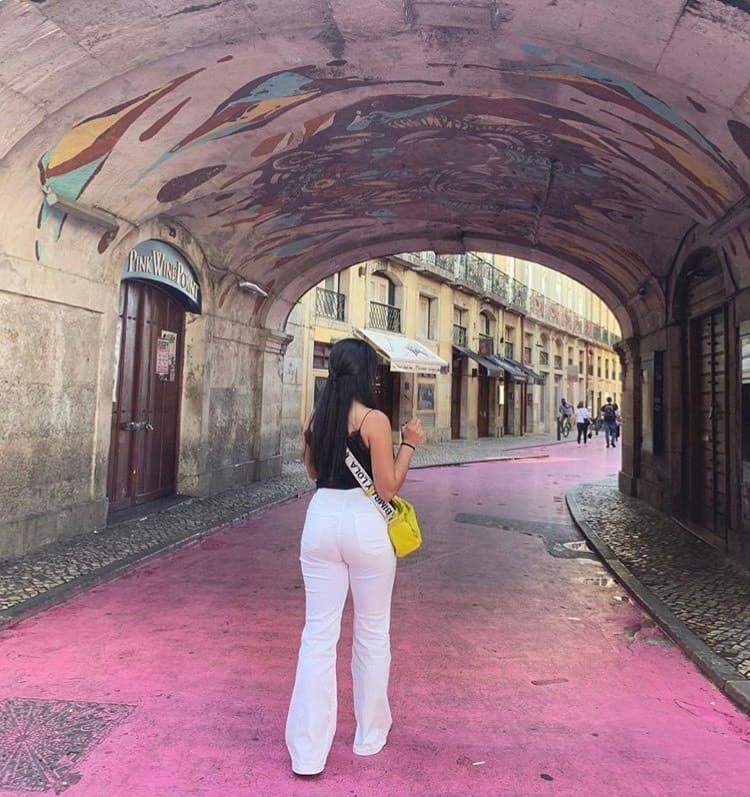 Place The Pink Street