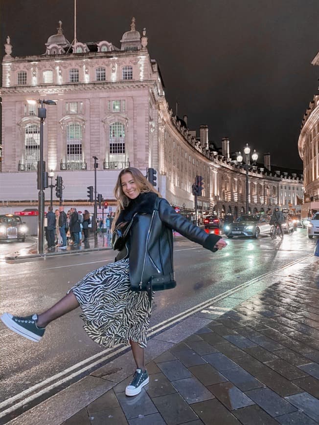 Lugar Piccadilly Circus