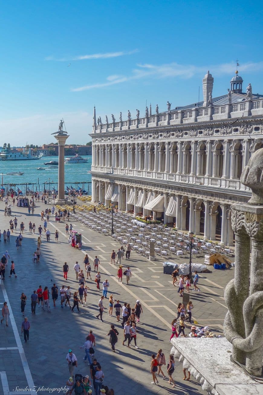 Place Piazza San Marco