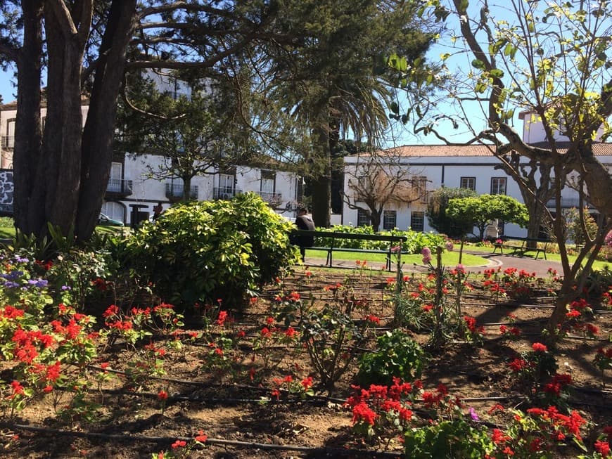 Lugar Jardim Mártires da Pátria