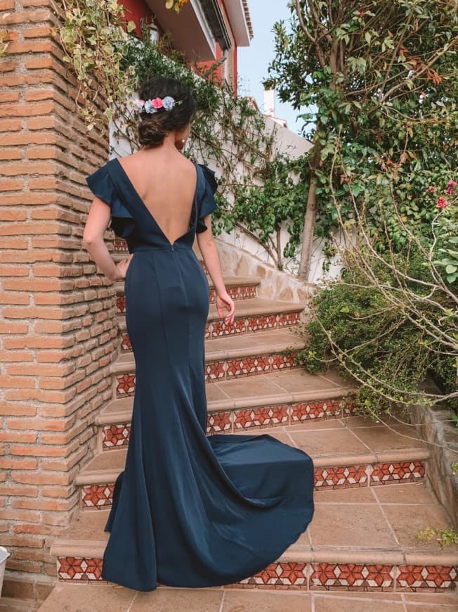 Fashion TH&TH | Modern, luxurious, bridesmaid and bridal dresses.