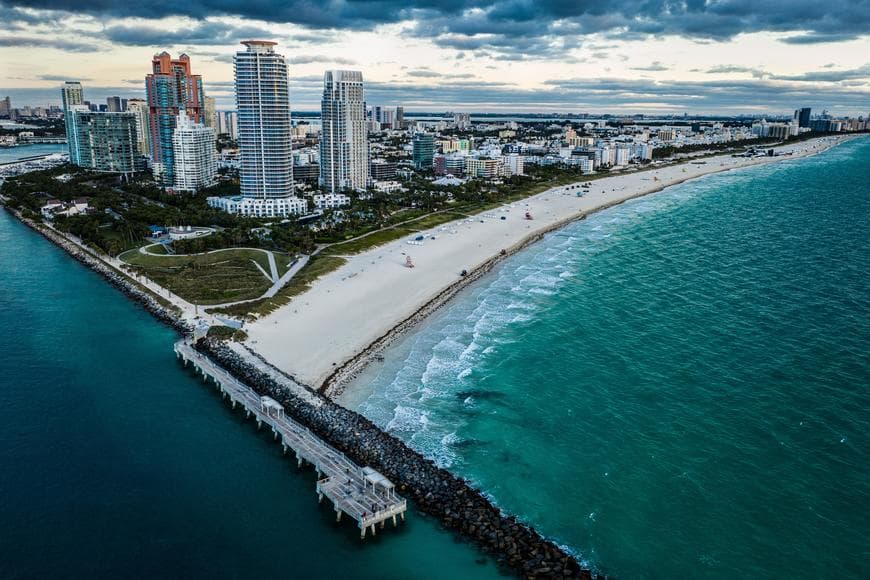 Place South Pointe Beach