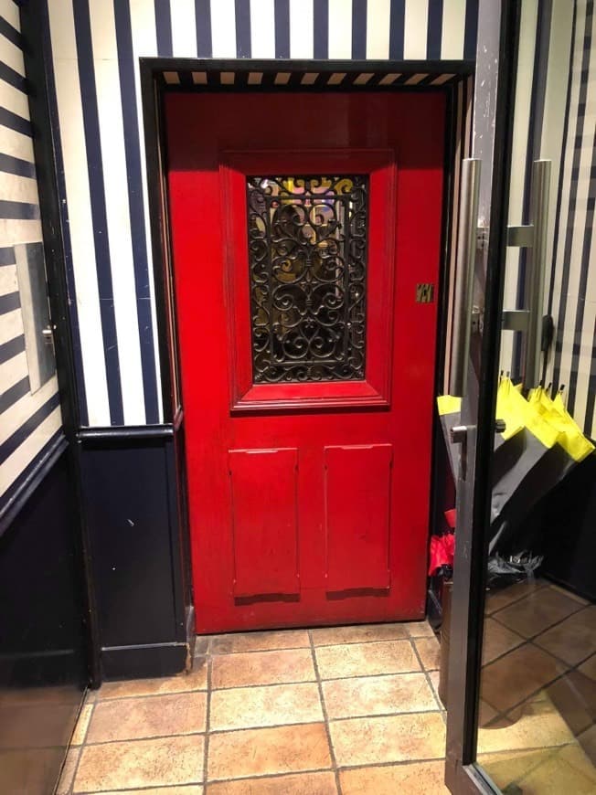 Place The Little Red Door - Escape Game Strasbourg