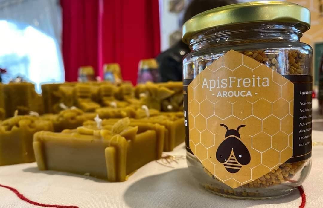 Fashion O nosso pólen e as velas artesanais 100% cera de abelha🐝