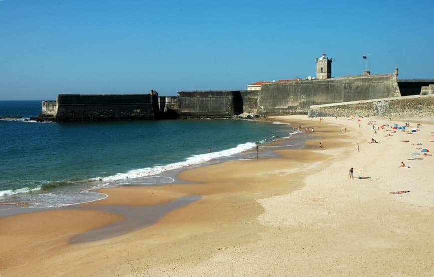 Place Torre's beach