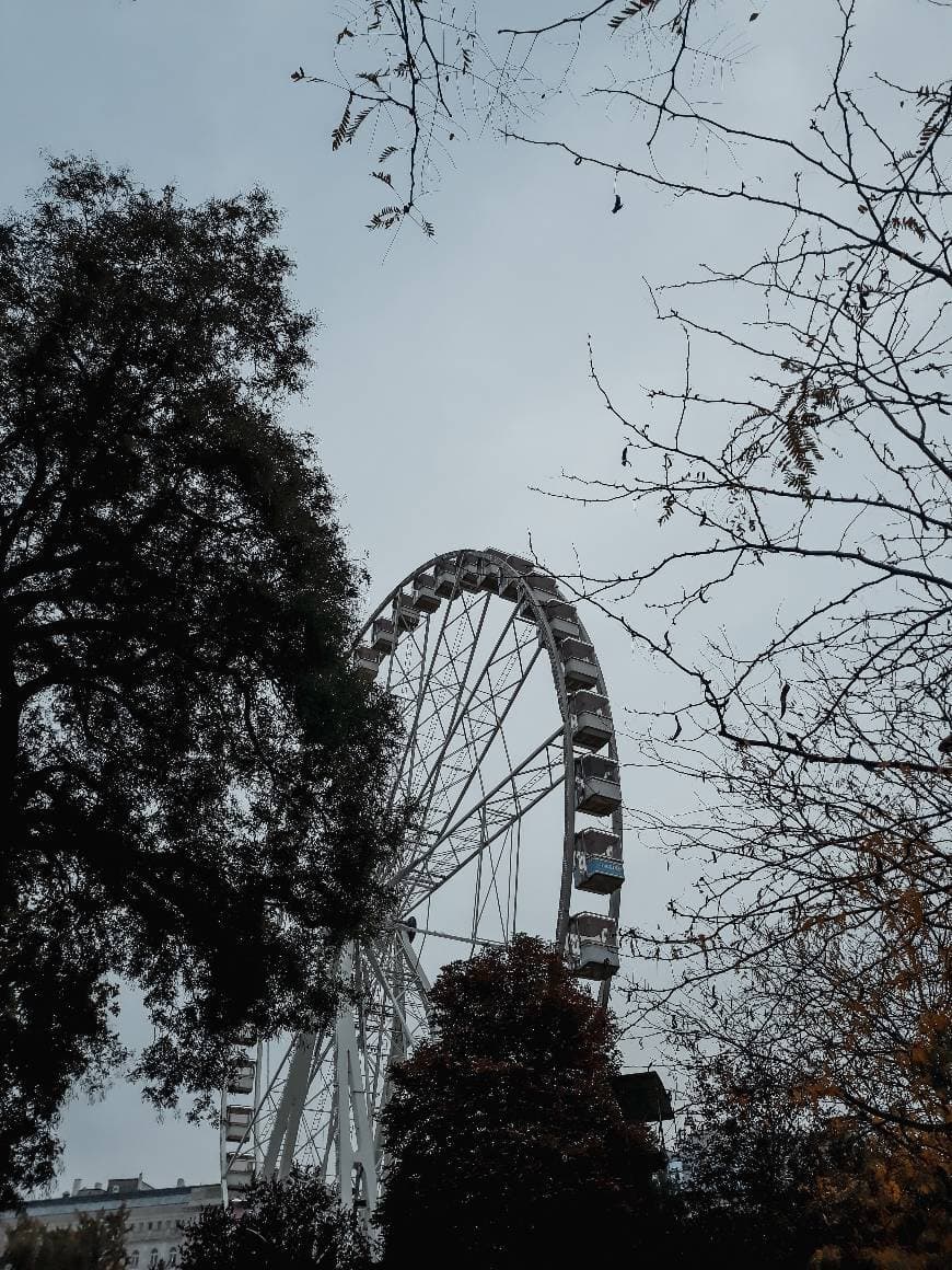 Place Budapest eye