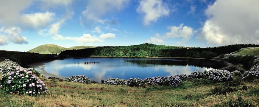 Lugar Lagoa da Lomba