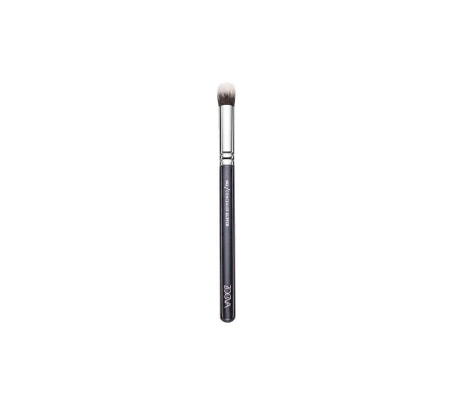 Product 142 Concealer Buffer