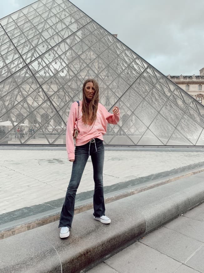 Lugar Pyramide du Louvre