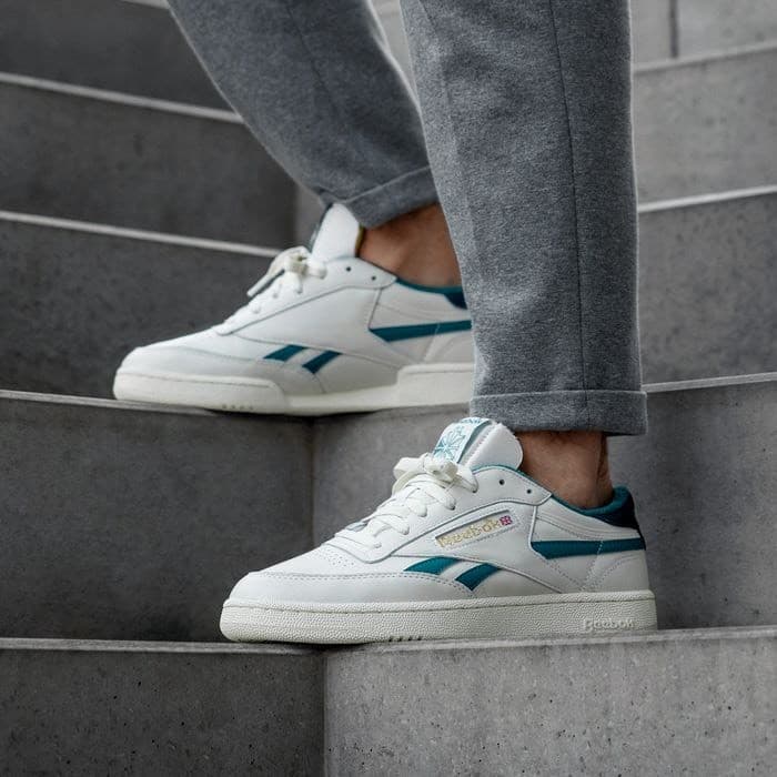 Moda Reebok Club C Revenge MU