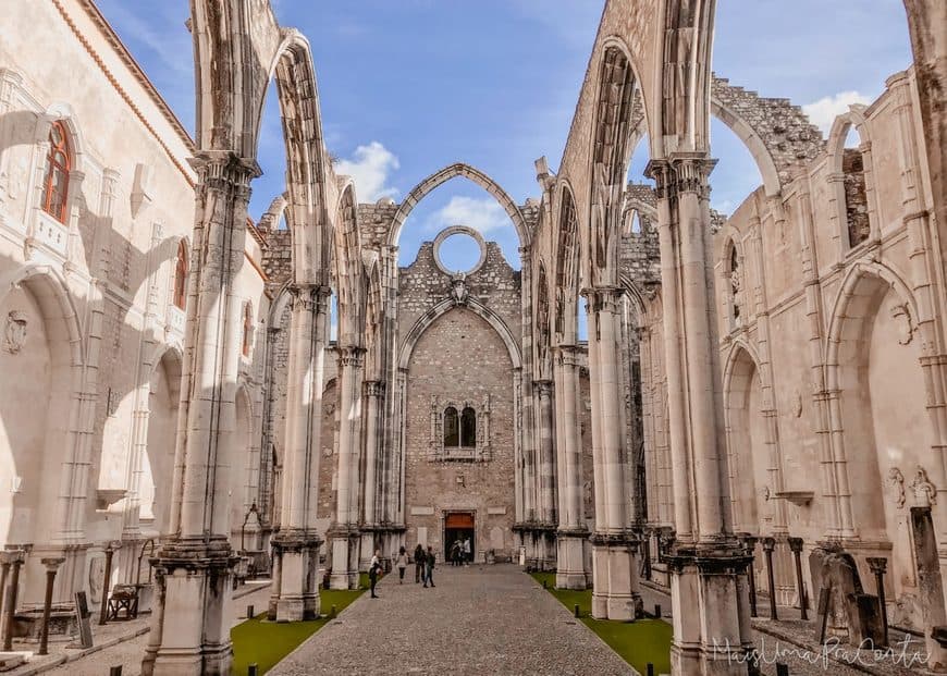 Lugar Convento do Carmo