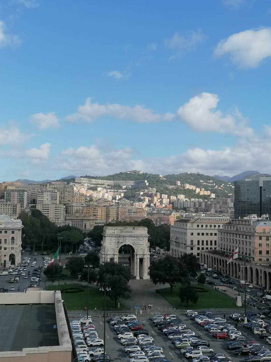 Place Arco della Vittoria