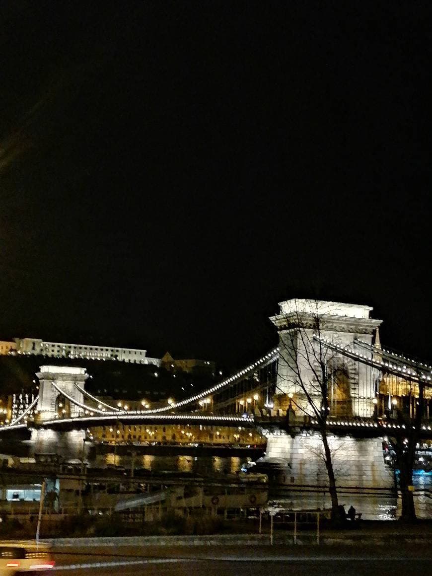 Place Puente de las Cadenas