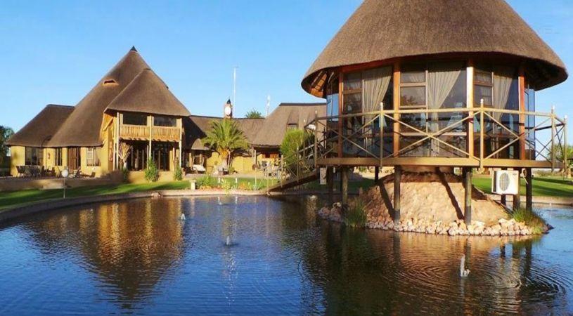 Lugar Lapa Lange Game Lodge