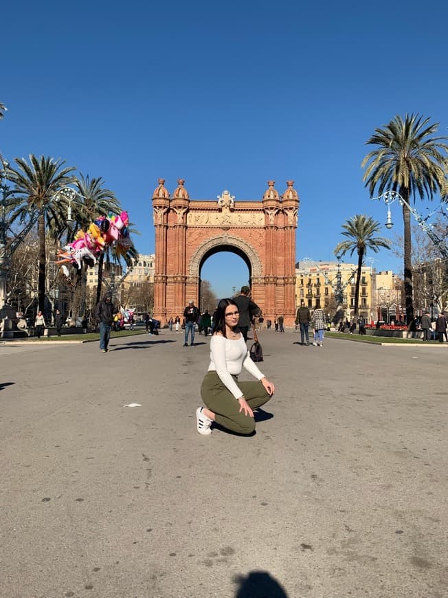 Place Arc de Triomf