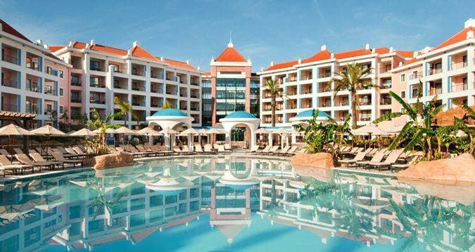 Lugar Hilton Vilamoura As Cascatas Golf Resort & Spa