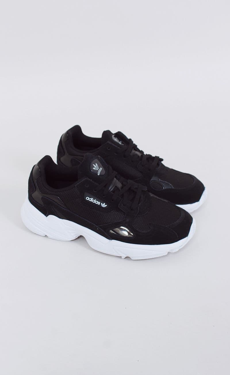 Fashion Adidas Falcon Pretos 