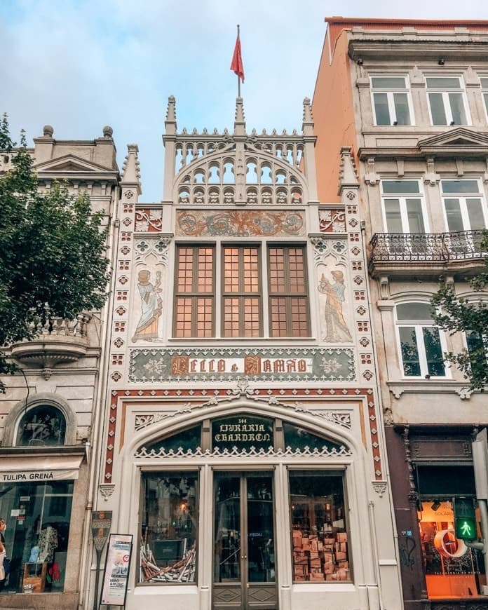 Fashion Livraria Lello exterior 