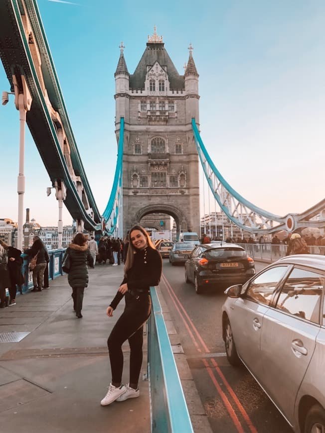 Place Tower Bridge