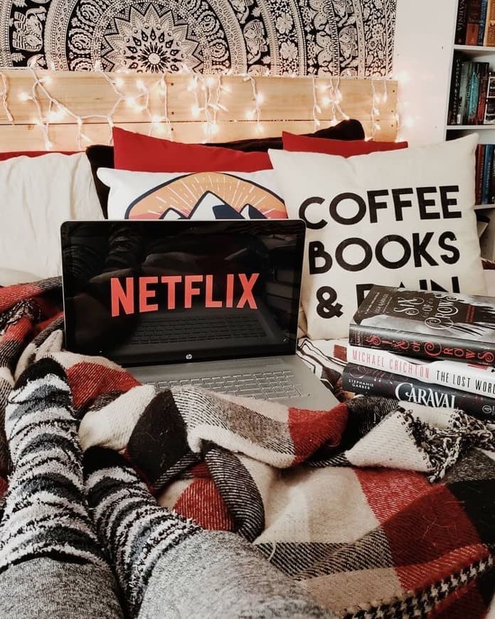 Movie NETFLIX AND CHILL