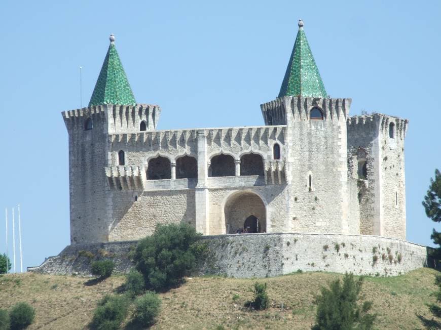 Lugar Castelo de Porto de Mós