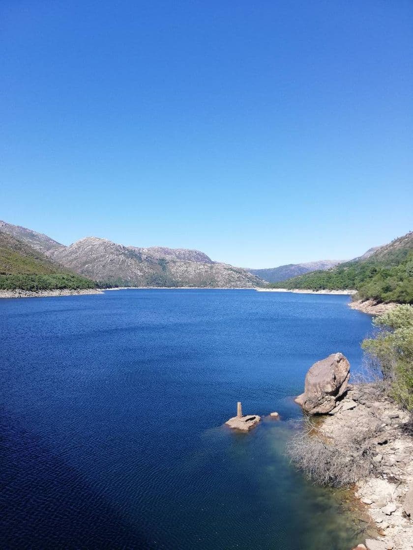 Lugar Barragem de Vilarinho das Furnas