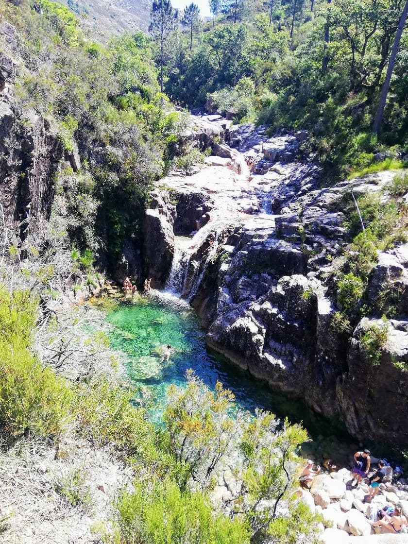 Lugar Cascata da Portela do Homem