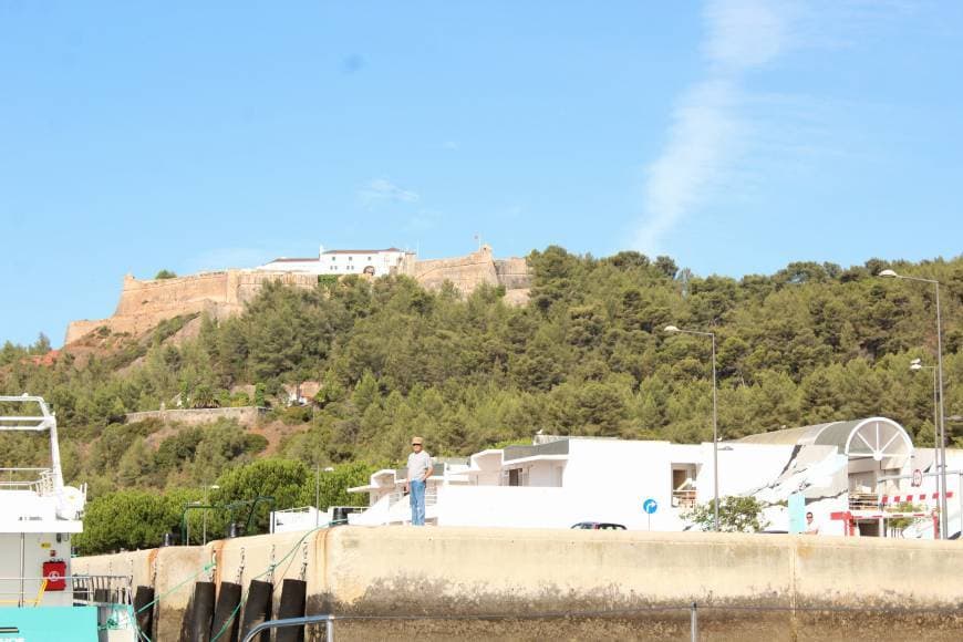 Lugar Doca de Pesca do Porto de Setúbal