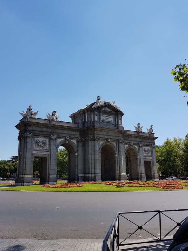 Lugar Puerta de Alcalá